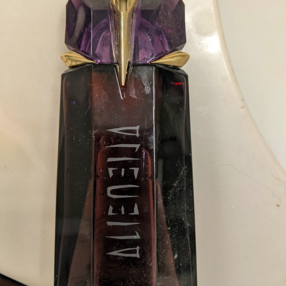 Classic Alien fragrance